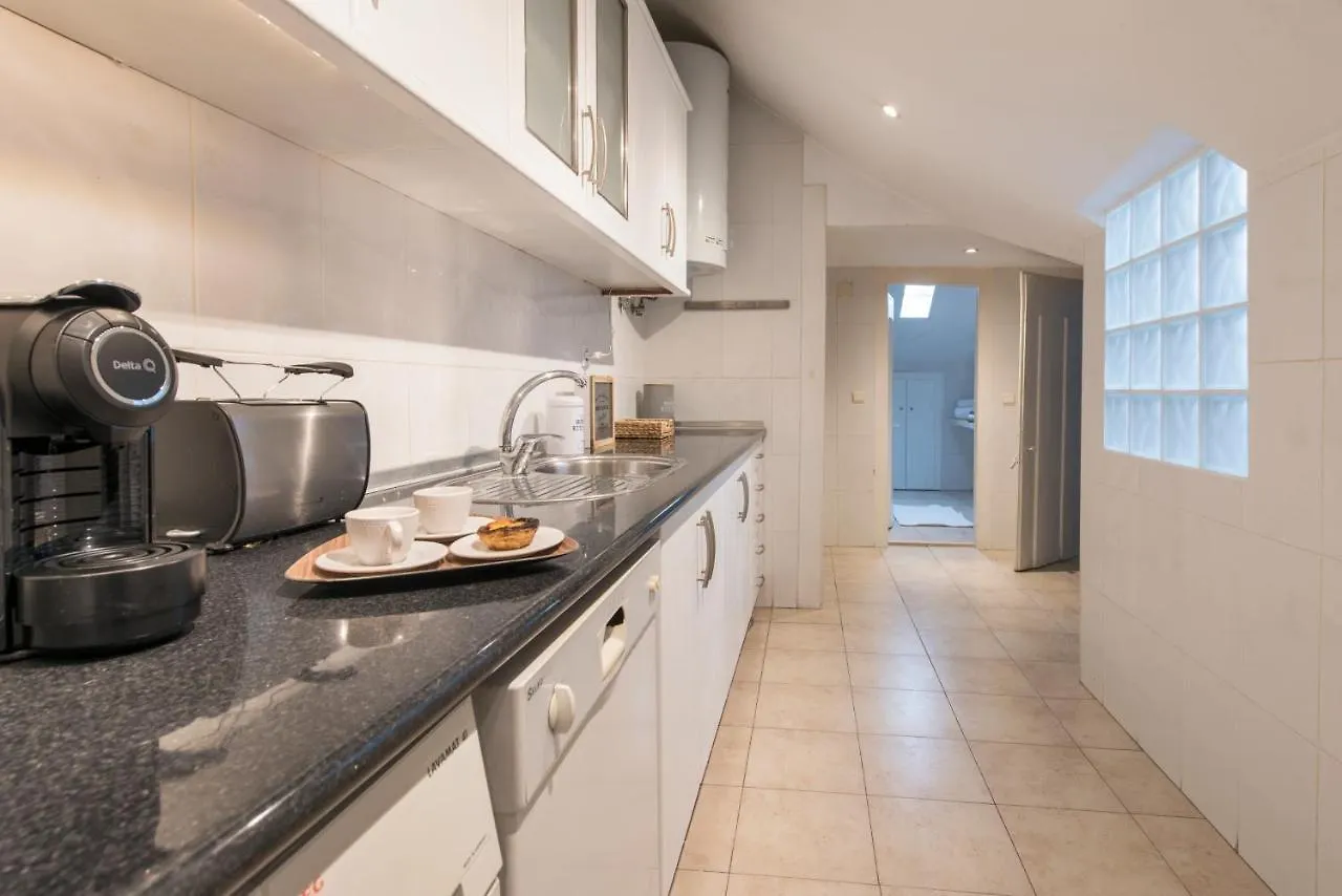 Lisbon Apartment Bairro Alto 4