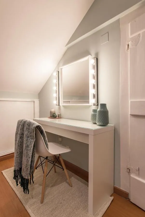Lisbon Apartment Bairro Alto 4