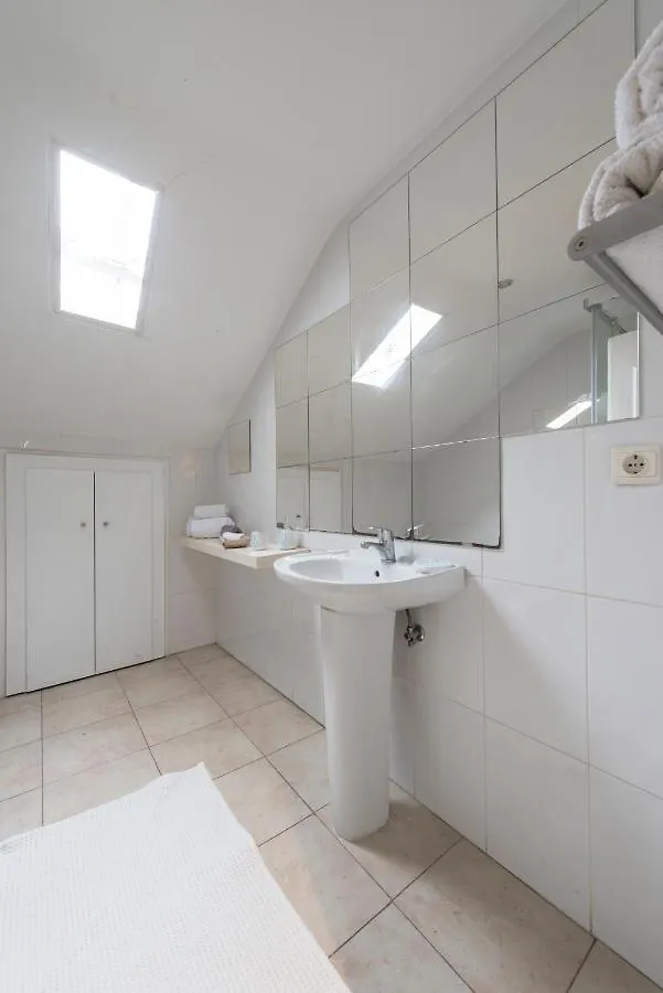 Lisbon Apartment Bairro Alto 4 0*,
