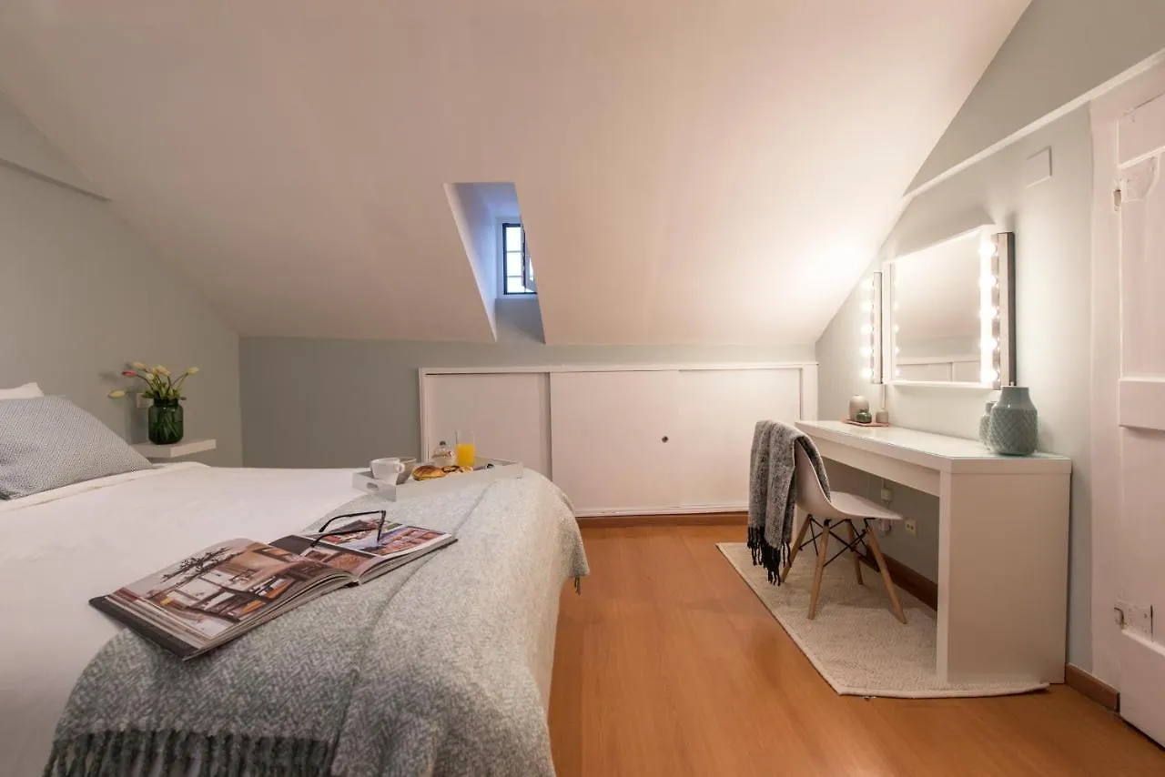 Lisbon Apartment Bairro Alto 4 Португалия
